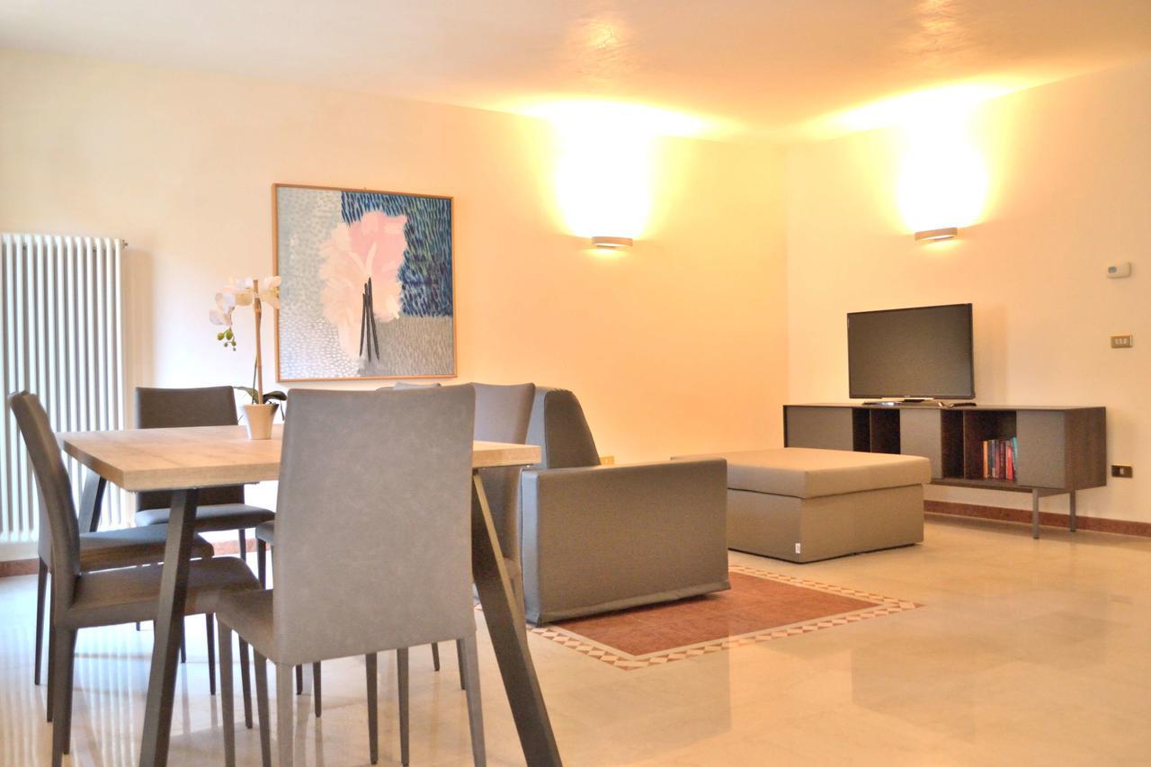 Portico Oscuro Deluxe Apartment - Centro Citta Treviso Zewnętrze zdjęcie