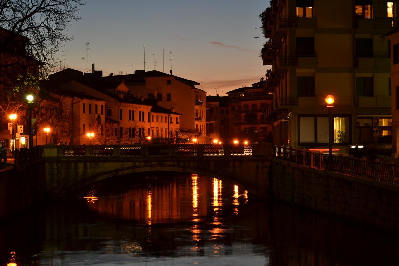 Portico Oscuro Deluxe Apartment - Centro Citta Treviso Zewnętrze zdjęcie
