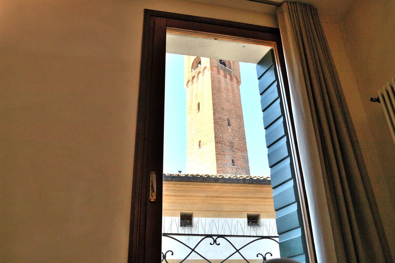 Portico Oscuro Deluxe Apartment - Centro Citta Treviso Zewnętrze zdjęcie